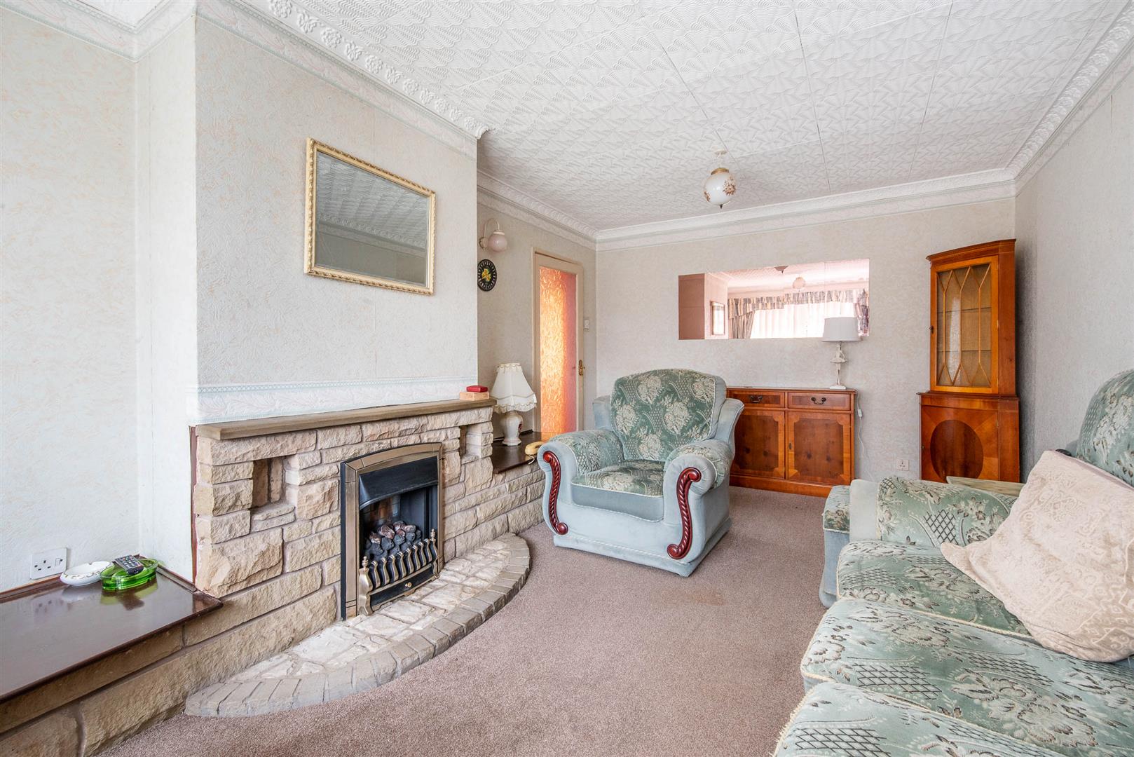 2 bed property in Coniston Drive, Preston